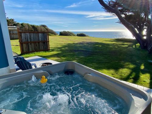 The Sunset - carbon neutral hotel in Oroville