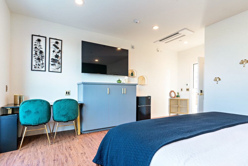 Rhapsody in View Boutique Hotel - photo 21