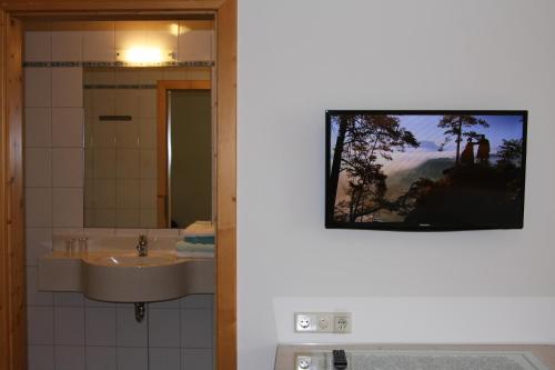 Weingut Gastehaus Palkowitsch — Illmitz — photo 4