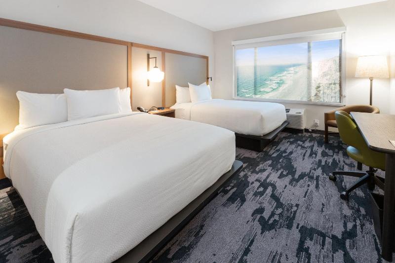Fairfield Inn & Suites San Francisco Pacifica - photo 18