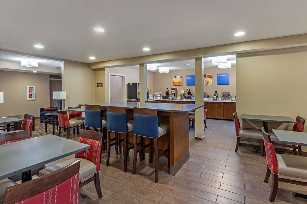 Comfort Inn N Myrtle Beach Barefoot Landing - photo 25