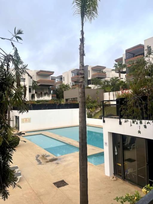Luxury 3 Bedroom 3 Bathroom Apartment with Pool — Dar Bouazza — photo 2