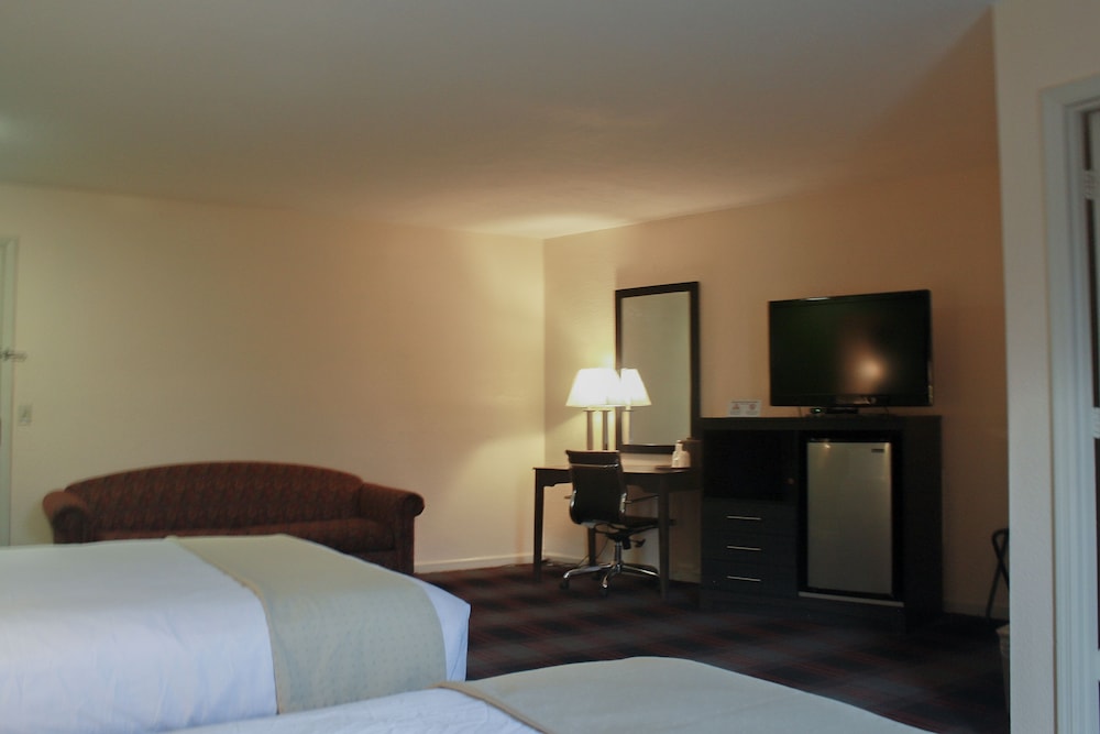 Mountain Valley Inn Dillard - photo 15