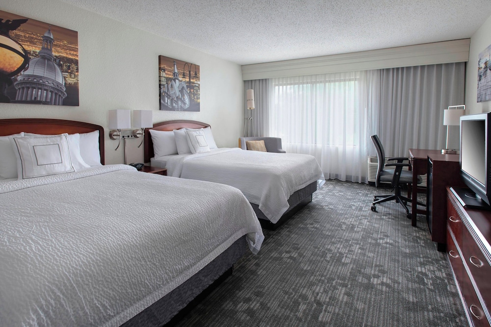 Courtyard by Marriott Princeton - photo 11
