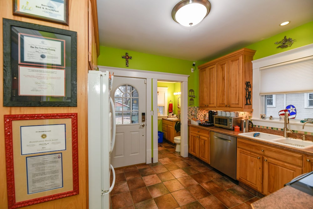 Berrodin Bed & Breakfast - photo 197