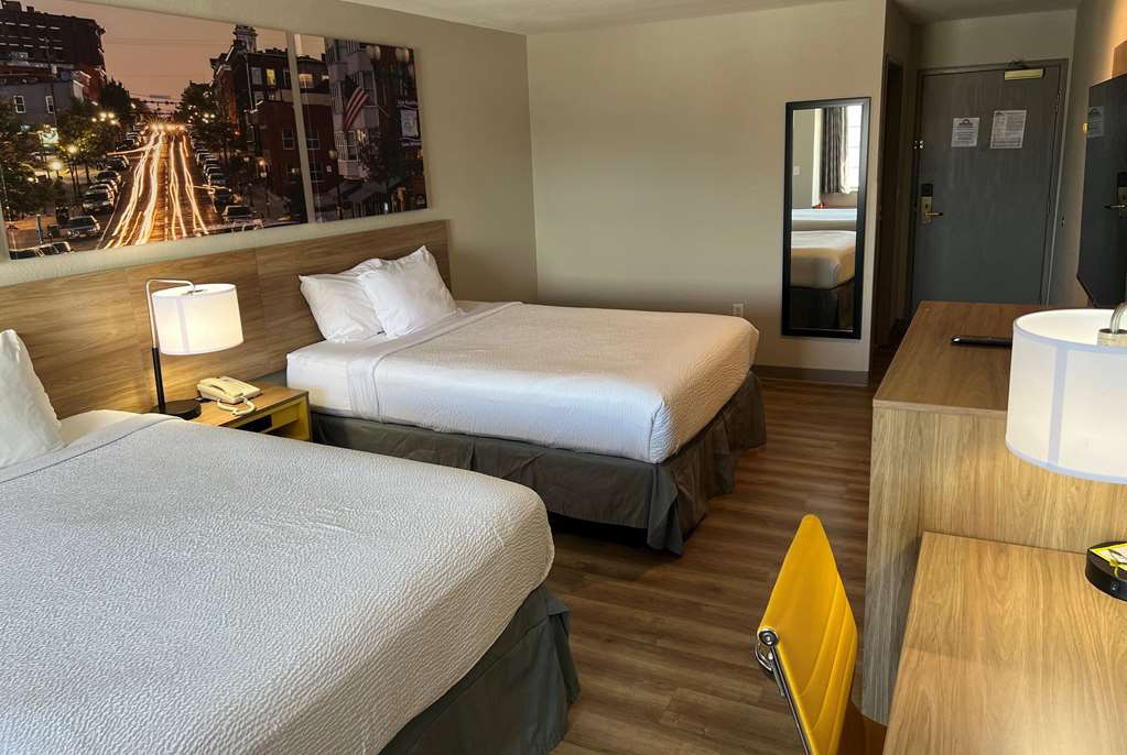 Days Inn by Wyndham near Kansas Speedway - photo 16