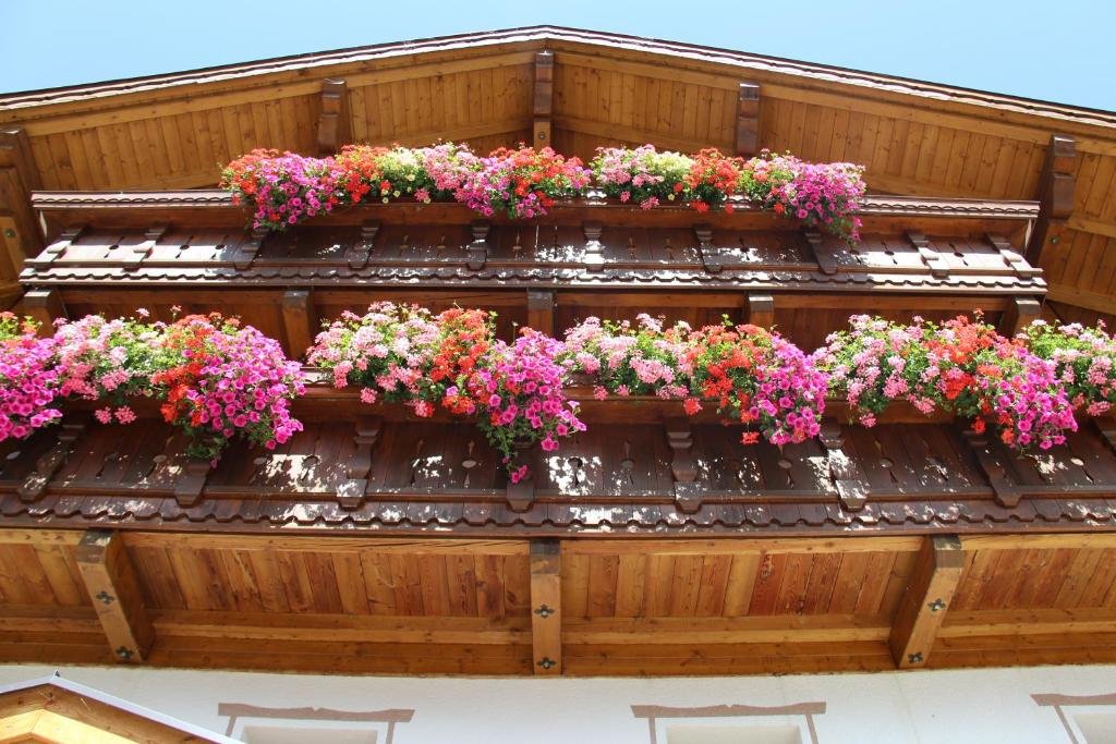 Apartmenthaus Innerkratzerhof — 4-Star Luxury Hotel in Praegraten, Austria