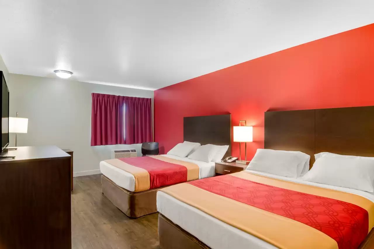 Econo Lodge Laramie WY - photo 10