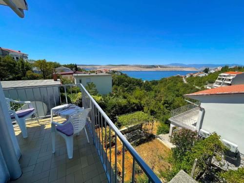 Apartment in Jadranovo 43361 — 4-Star Luxury Hotel in Jadranovo, Croatia