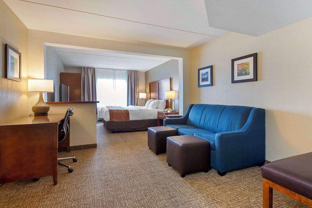 Comfort Inn & Suites Wilkes Barre Arena - photo 35