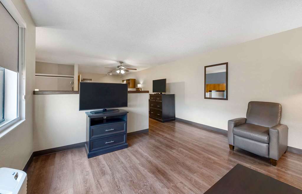 Extended Stay America Premier Suites Fort Lauderdale Convention Center Cruise Port - photo 15