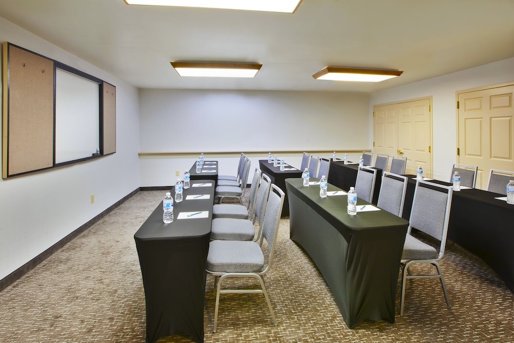 Homewood Suites by Hilton Newark Cranford - photo 44