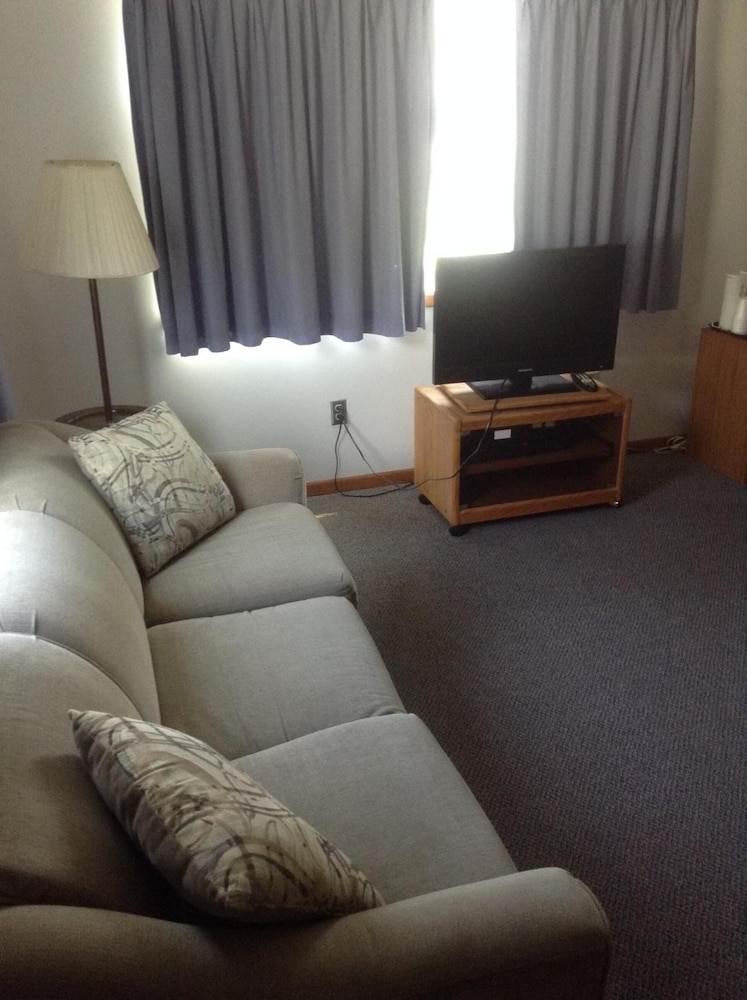 Marina Motel - photo 26