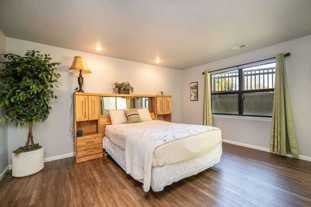Pointe Royale Condominium Resort & Golf Course - photo 24