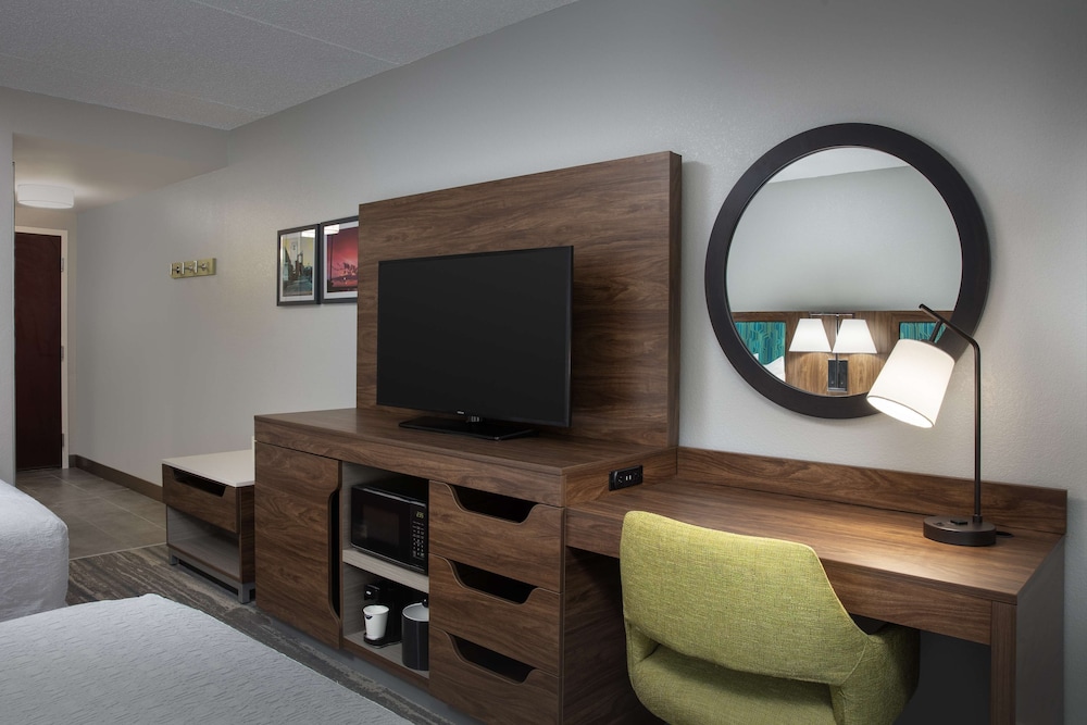 Hampton Inn Kingsland - photo 13