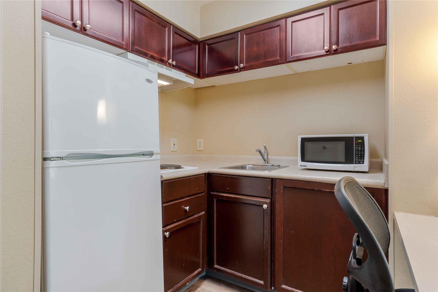 Extended Stay America Suites Dallas Las Colinas Green Park D - photo 21