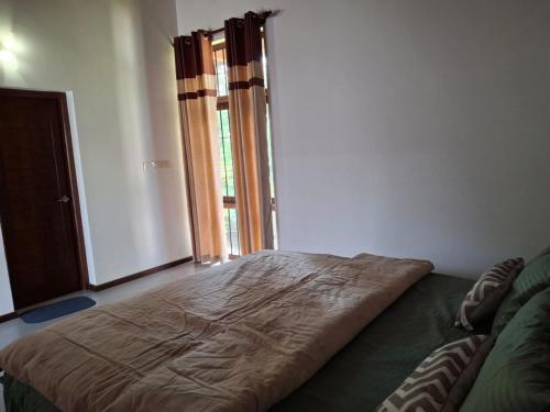 Temple View - carbon neutral hotel in Negombo