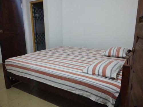 Aura Holiday Inn — 5-Star Luxury Hotel in Kataragama, Sri Lanka