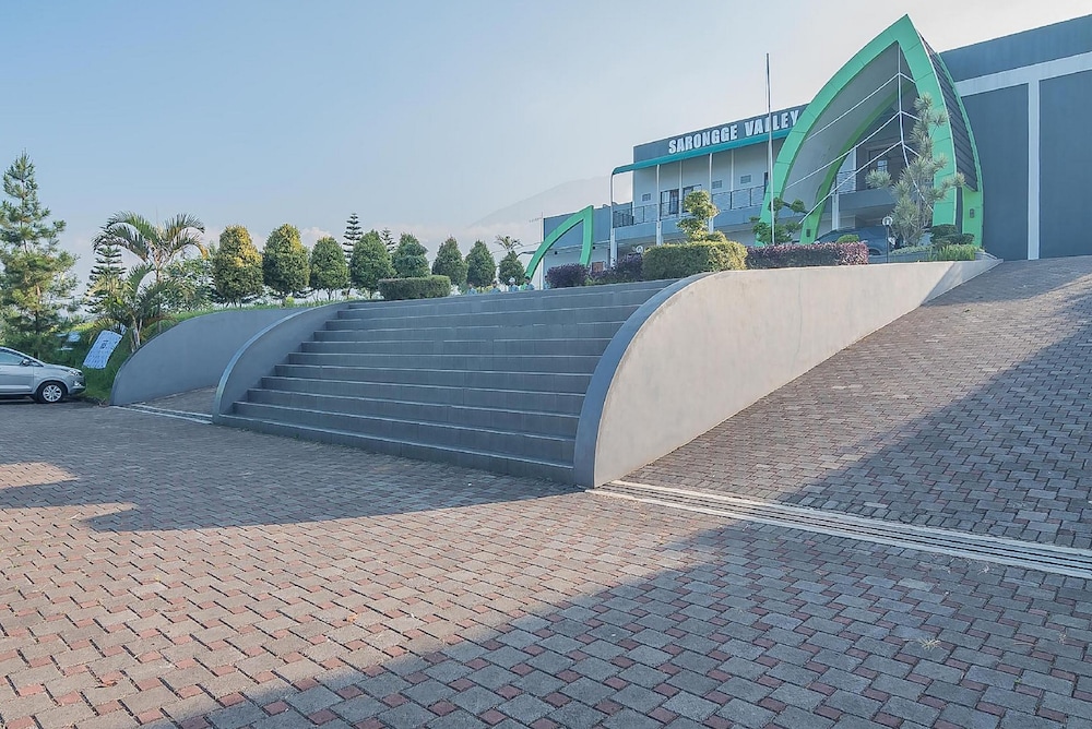 RedDoorz Syariah @ Sarongge Cianjur in Cianjur, Indonesia