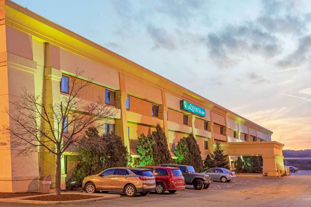 La Quinta Inn by Wyndham Milwaukee Airport Oak Creek - photo 5