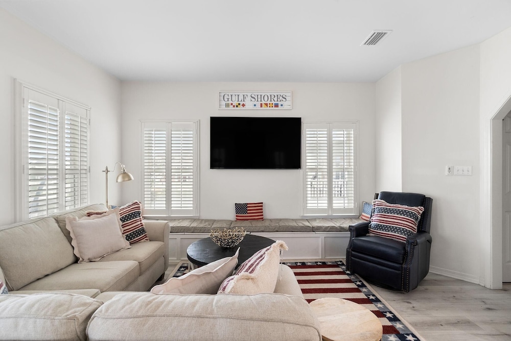 Red White and Beach - photo 54