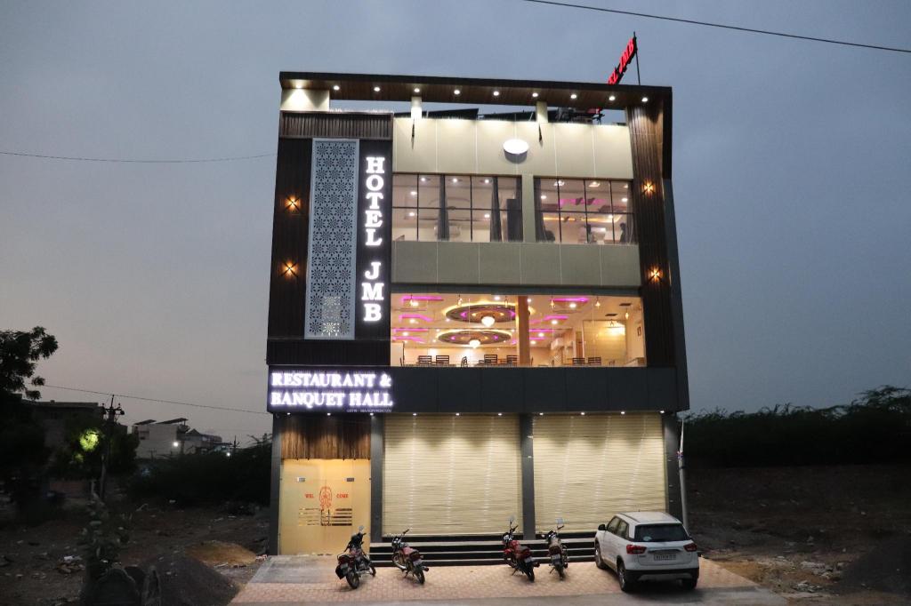 Hotel Jmb in Jodhpur, India