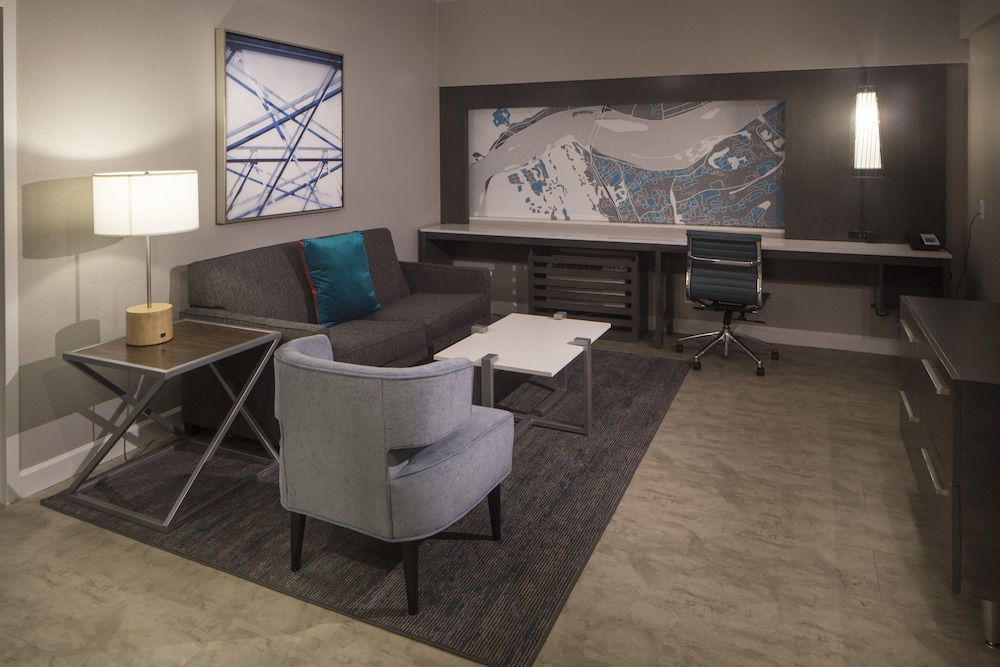 Hotel Indigo Harrisburg Hershey by IHG - photo 21