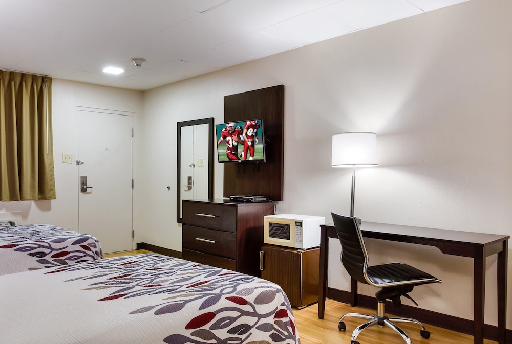 Red Roof Inn York Downtown - photo 16