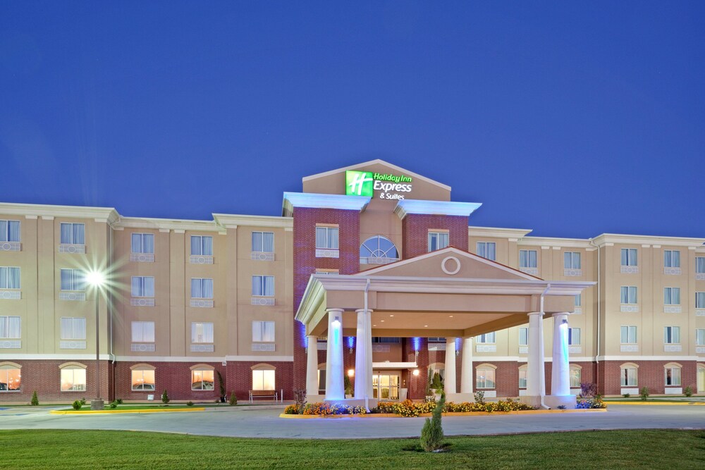 Holiday Inn Express Hotel & Suites Dumas by IHG in Dumas, United States