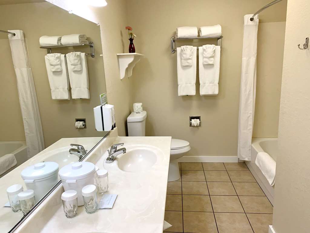 Stratford Inn - photo 21