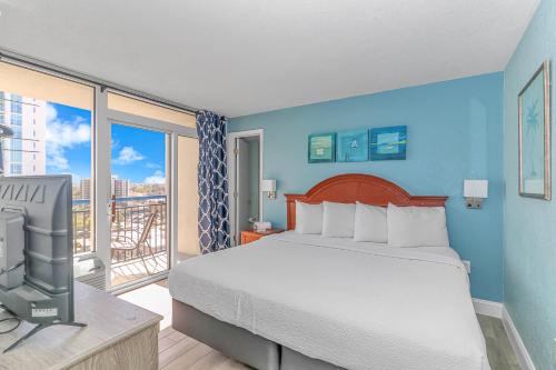 Newly Renovated King Suite Ocean Views Boardwalk 1140 — 4-Star Luxury Hotel in Myrtle Beach, United States