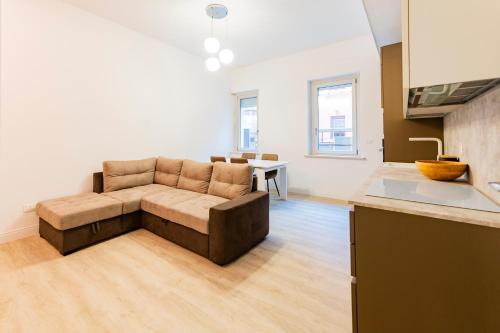 GuestHost Pescara Station Modern & Central Apartment — 4-Star Luxury Hotel in Pescara, Italy