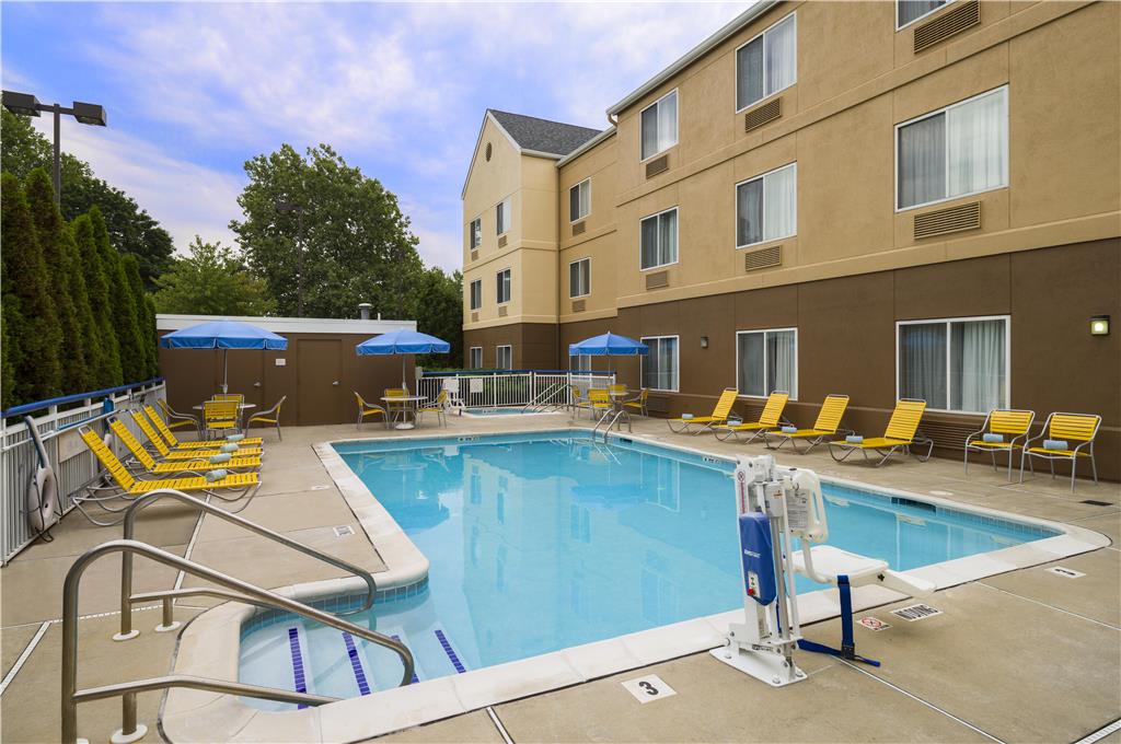 Best Western Allentown Bethlehem Lehigh Valley Inn Suites — Bethlehem