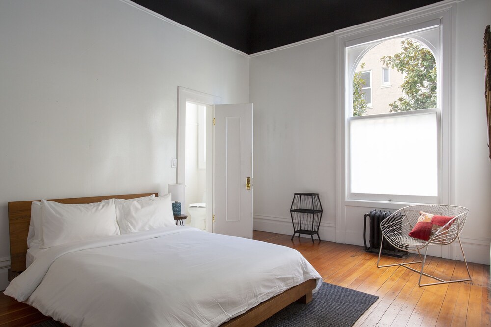 Sonder Archbishop's Mansion - photo 5