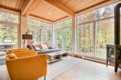 Sutton Wellness Cabin #265 unité du haut — 4-Star Luxury Hotel in Sutton, Canada