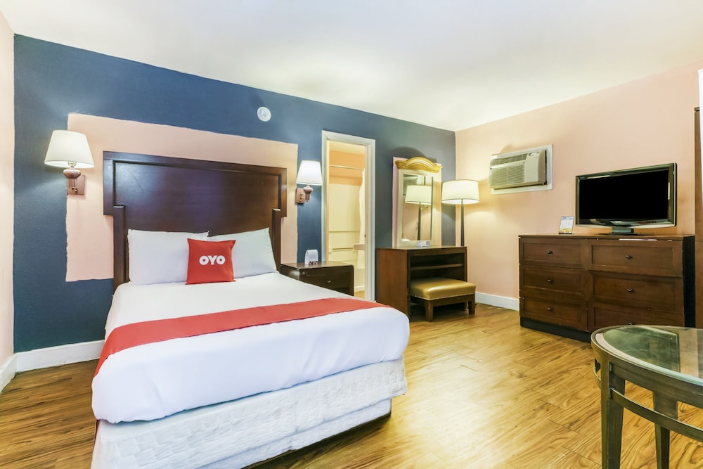 OYO Hotel Myrtle Beach Kings Hwy - photo 5