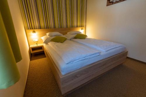 Belvárosi Nemes Apartmanház Szekszárd — 4-Star Luxury Hotel in Szekszard, Hungary