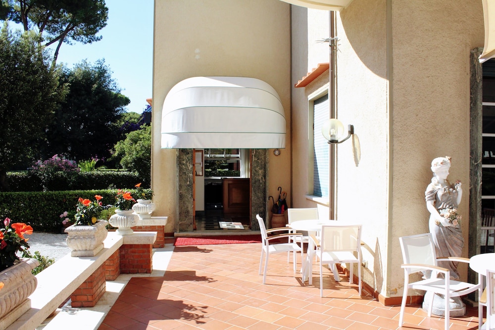 Hotel Villa Edera — Camaiore — photo 3
