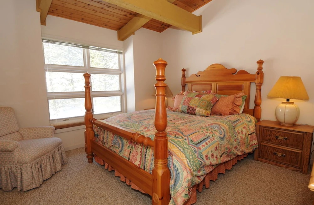 Vacation Rentals at Big Sky Resort - photo 9