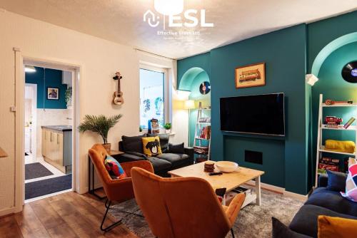 3 bedroom House Next to Wrexham FC Racecourse Stadium — 4-Star Luxury Hotel in Wrexham, United Kingdom