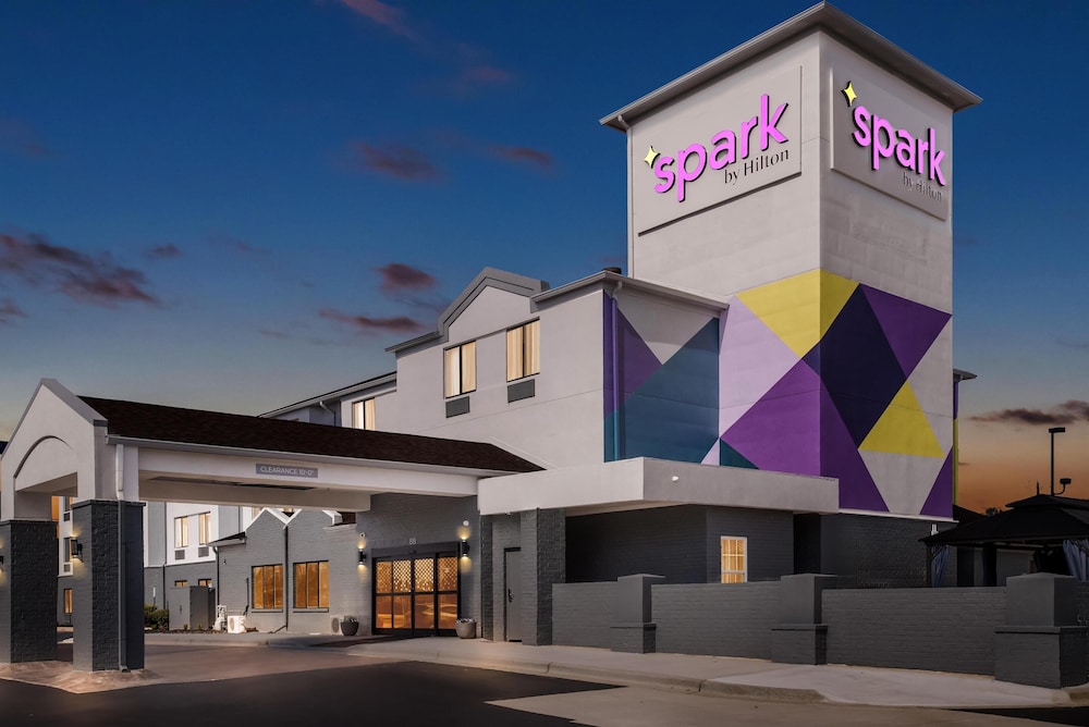 Spark by Hilton Oxford - photo 2