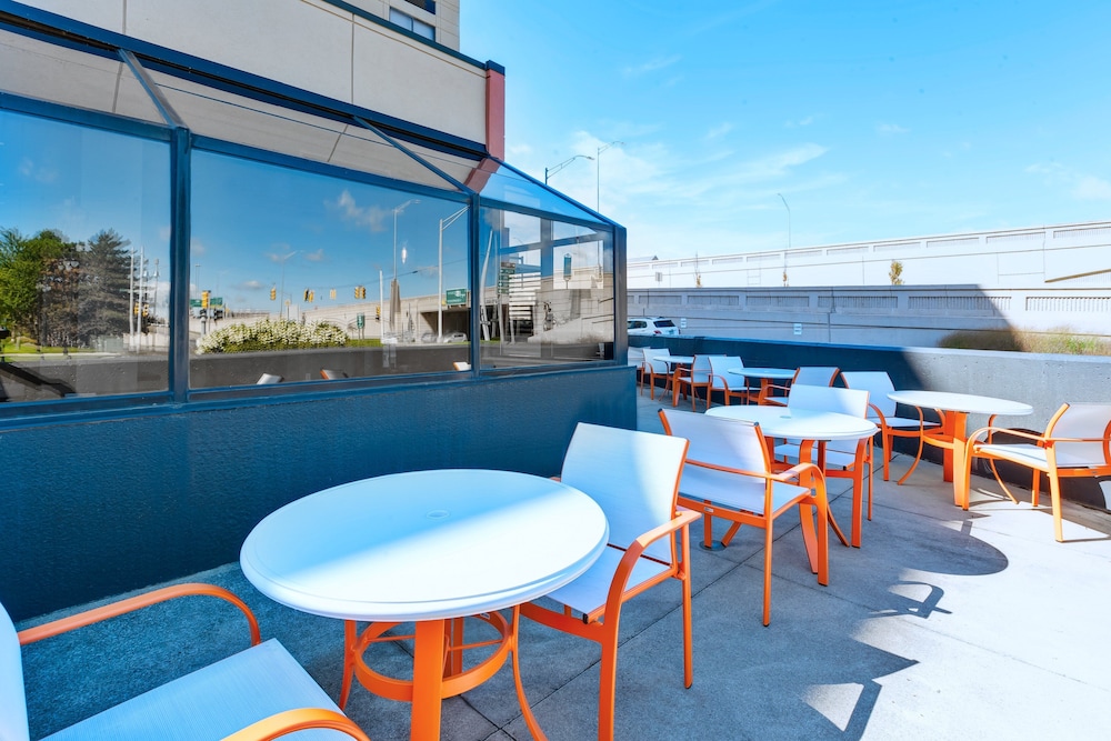 Holiday Inn Grand Rapids Downtown by IHG - photo 51