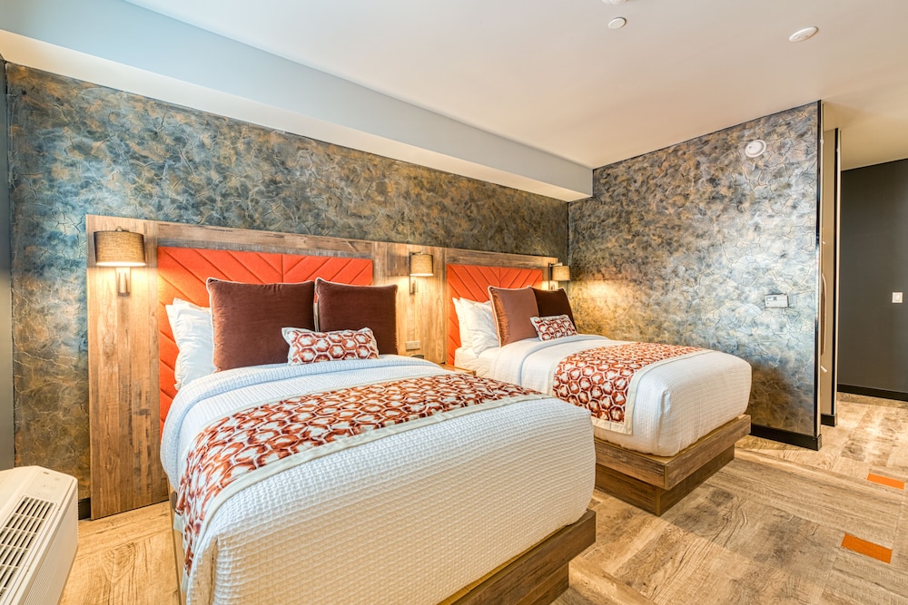 Hotel Lexen Newhall - photo 21