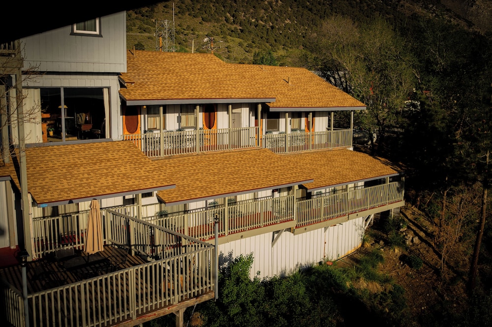 Yosemite Gateway Motel - photo 79