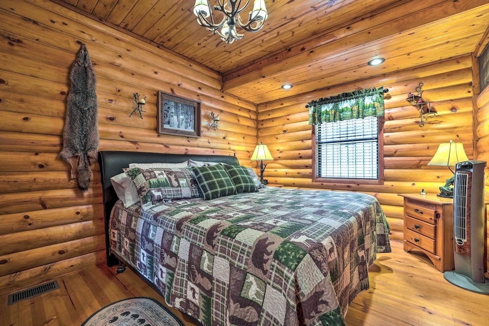 Rustic Cabin in Roaring River State Park - photo 6