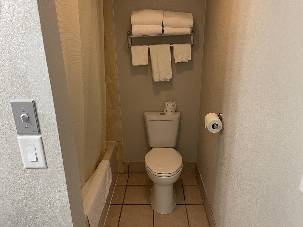 Stratford House Inn Branson - photo 15