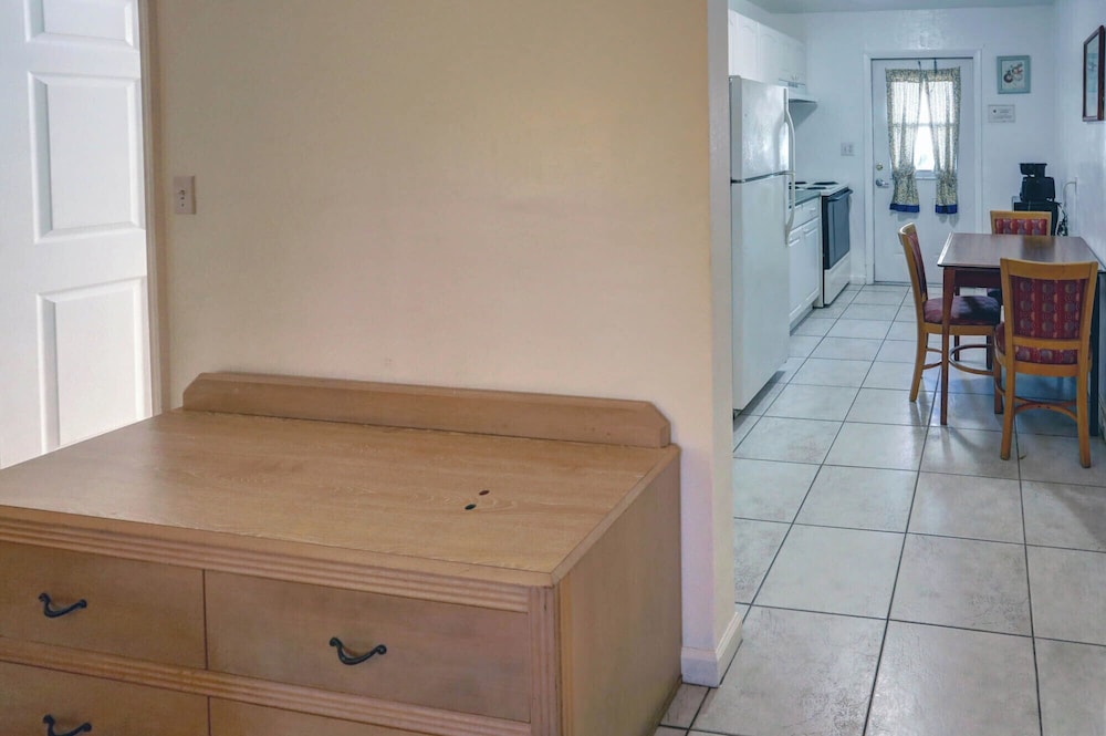 Richard's Motel Extended Stay - photo 69
