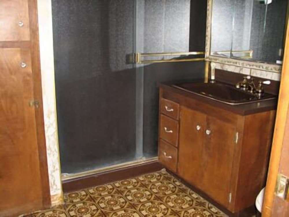 Bodega Harbor Inn - photo 29