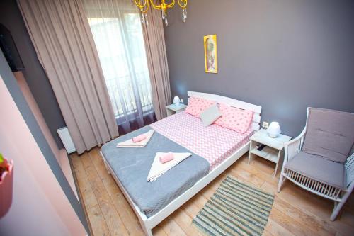 Old Alley Apartment