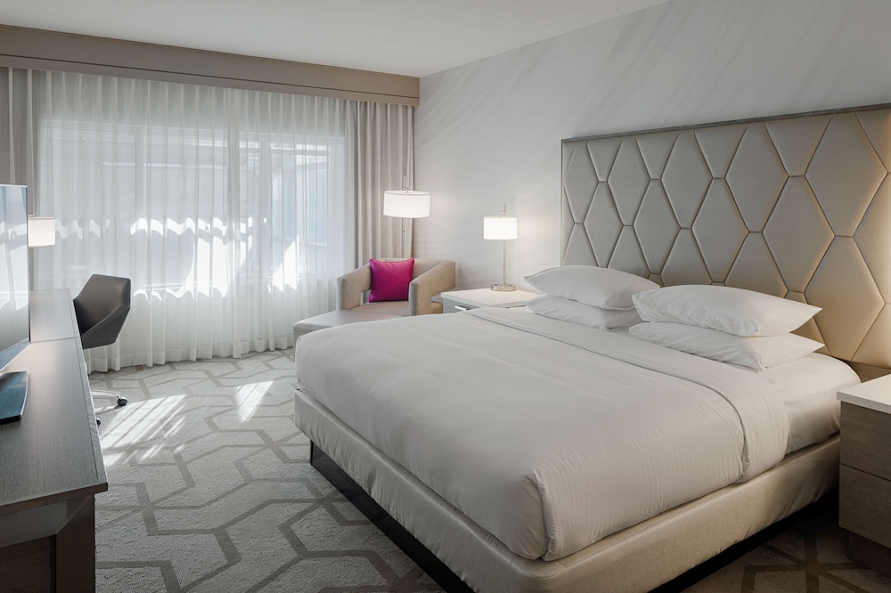 The Kingsley Bloomfield Hills a DoubleTree by Hilton - photo 21